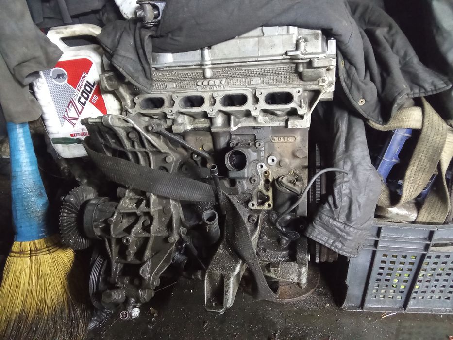 Продам запчасти на пассат б5