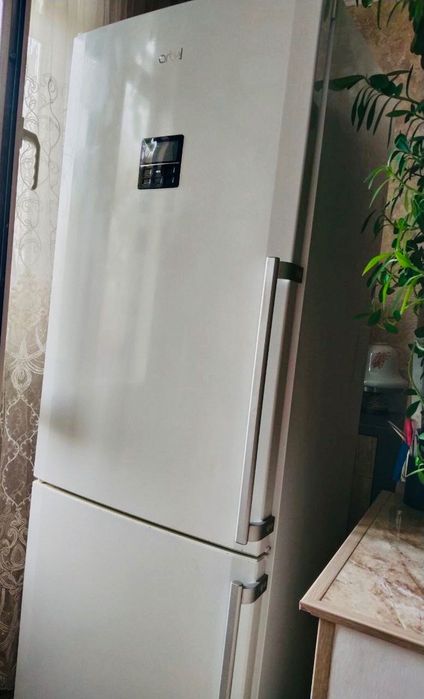 Холодильник Artel