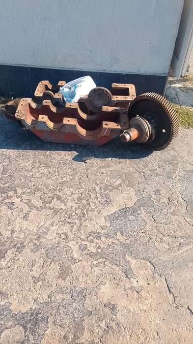 Продам на дровокол редуктора
