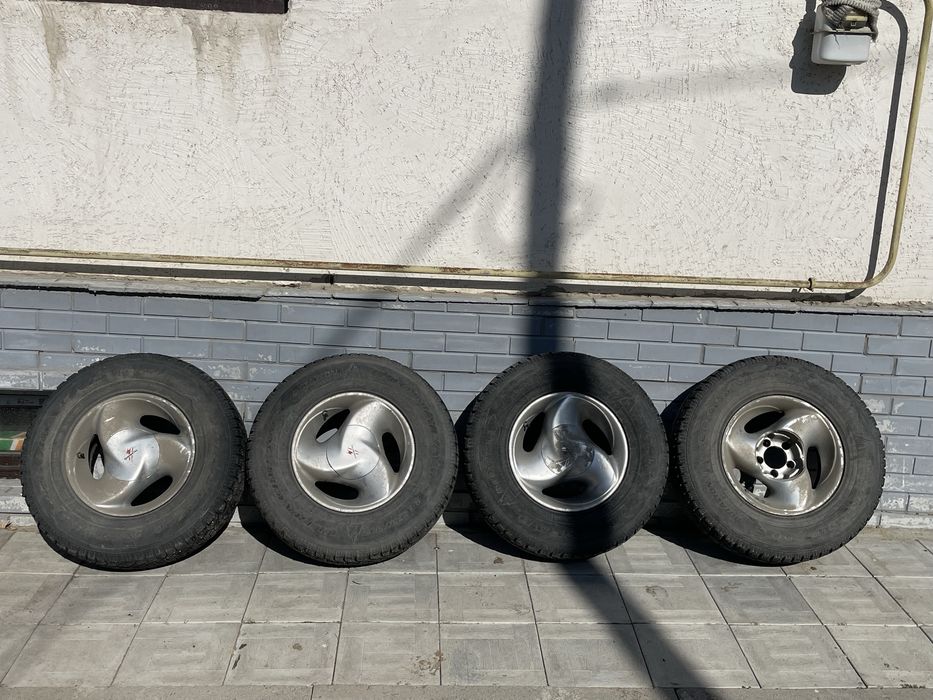 Продам 4 диска на хорошей зимней резине