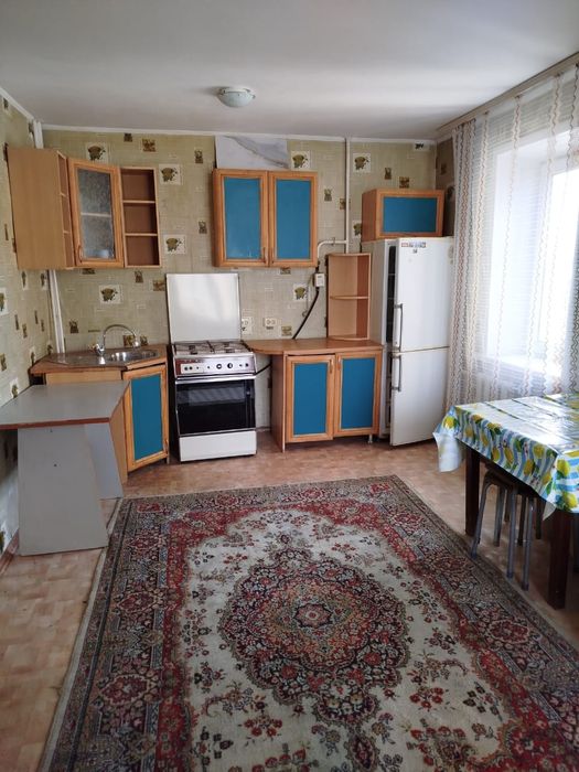Продам евро3х р-н 6 школы