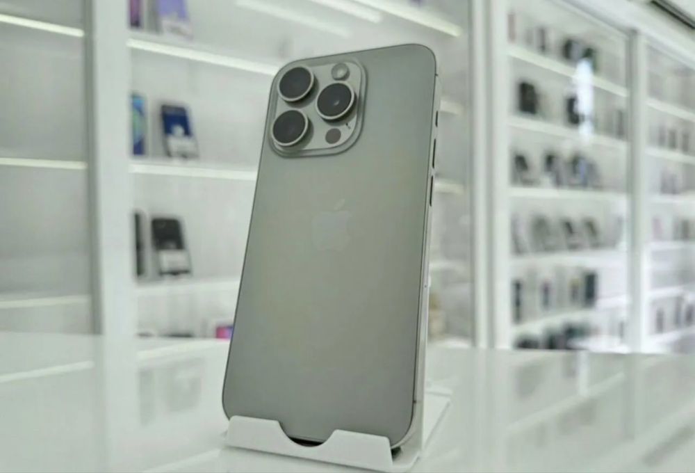 Продам iphone 15 pro  айфон 15 про