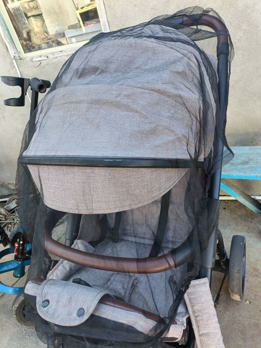 Продам детскую  коляску