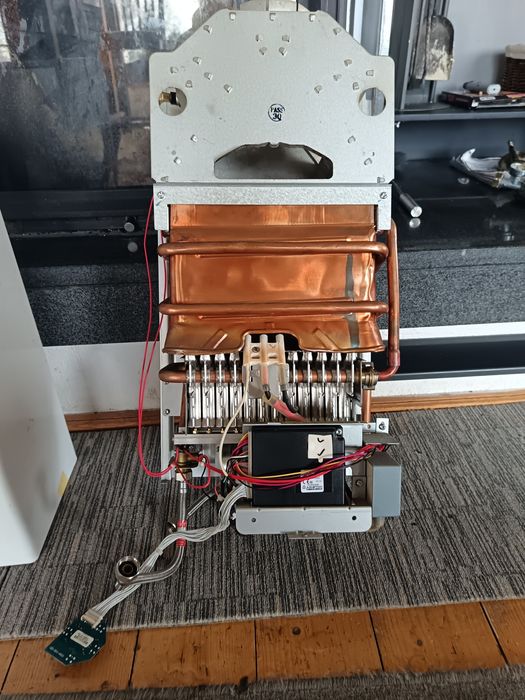 Instant apa calda, gpl, Ariston Fast Evo X Display 11L