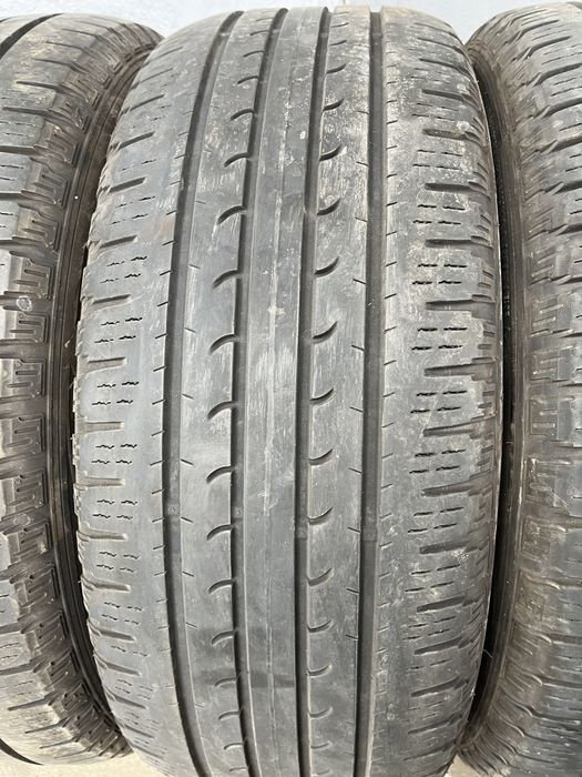 4 бр. летни гуми 225/60/17 GoodYear SUV 4x4 DOT 1917 4 mm