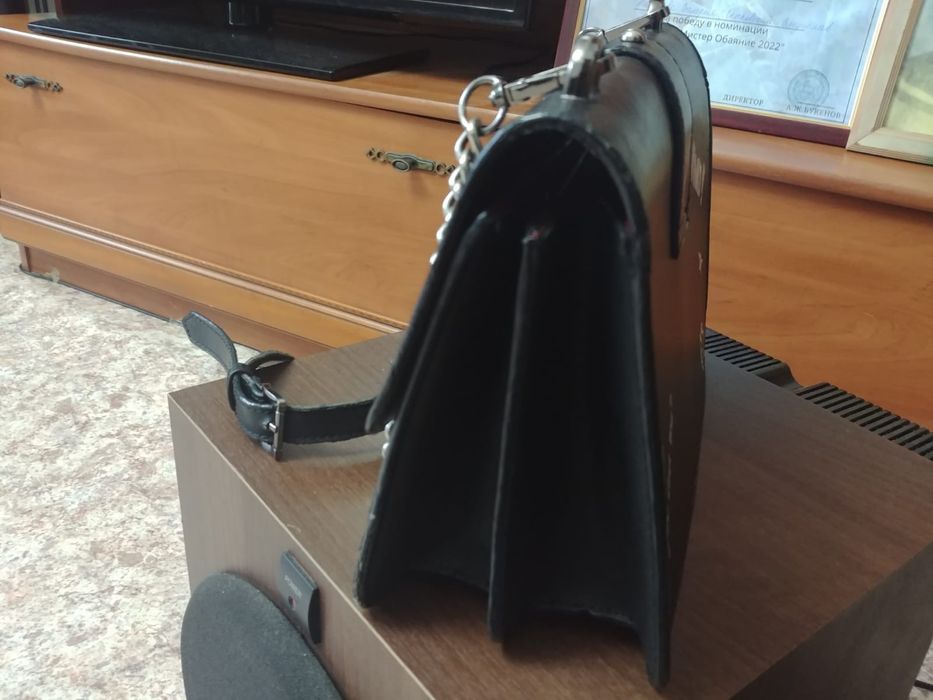 Продаю Сумка Pinko love graffiti чёрная