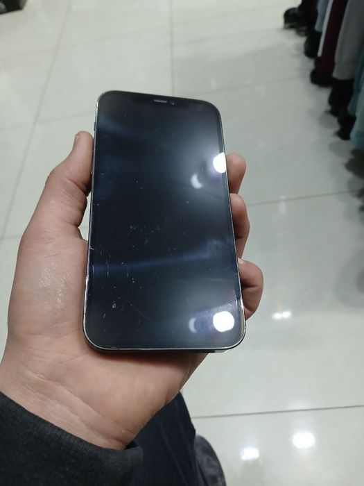 Iphone 12 pro idiyal