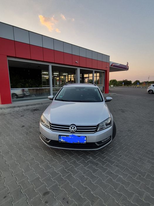 Vand Vw passat combi 1.6 tdi an 2011