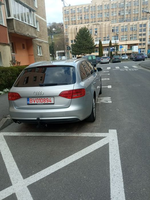 Vind audio A4 b8 din 2013 in stare perfecta