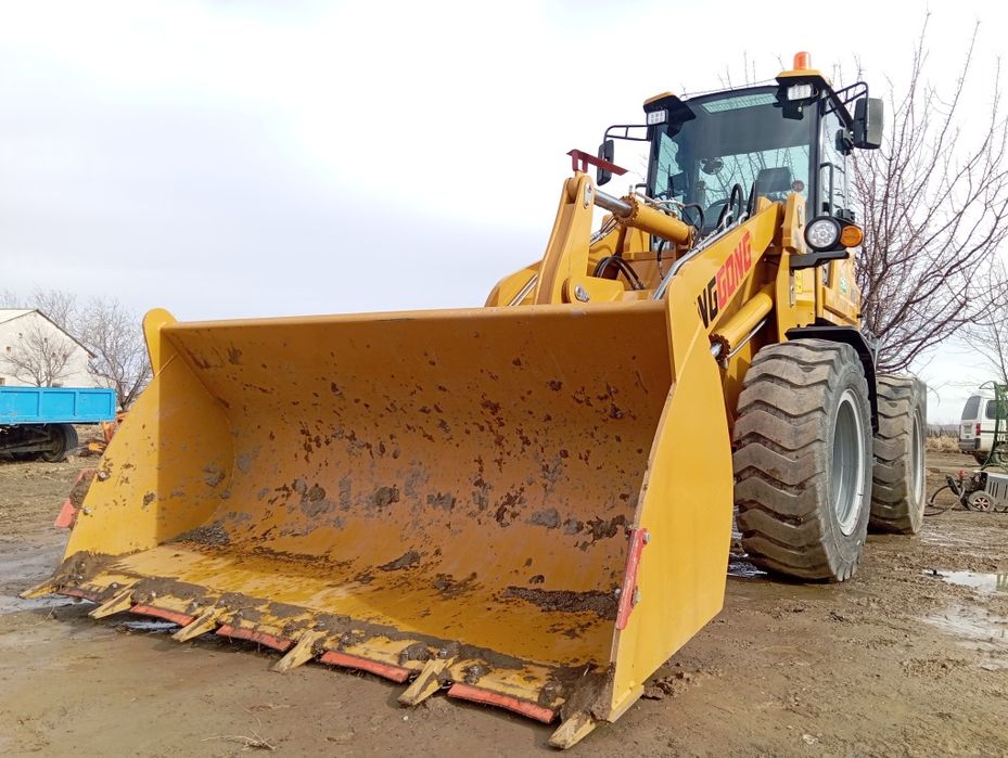 Yer surish, tuproq, tosh ortish, Beton qorish xizmati