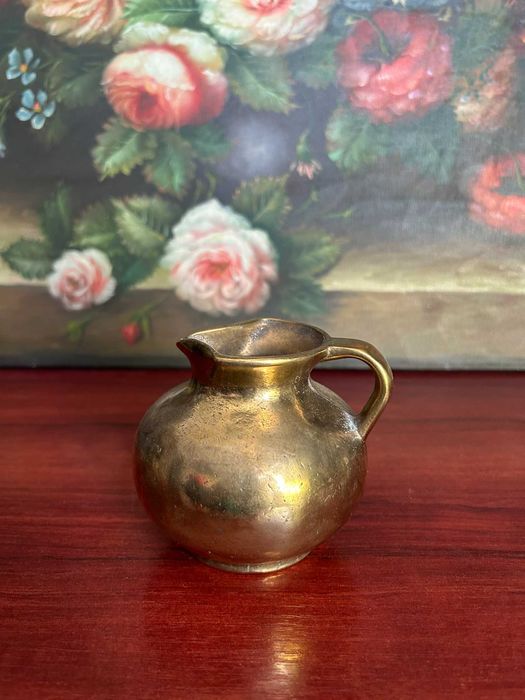 A283 716g 9cm H, 9d Carafa masiva bronz
