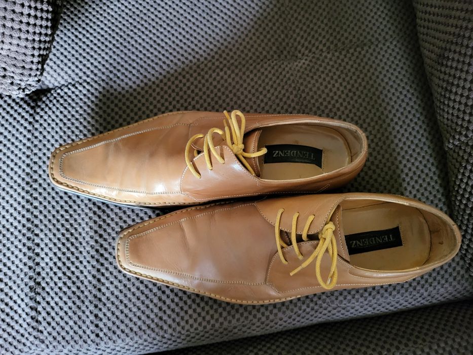 Мъжки обувки , естествена кожа  44 номер за 35лв.