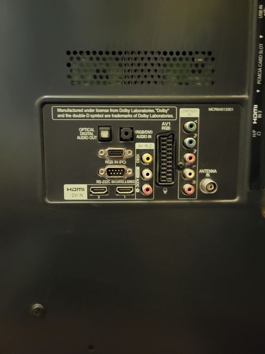 Продам телевизор 3д.