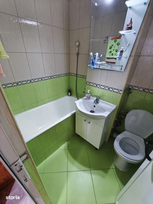 ROANDY - Apartament 2 camere renovat,mobilat si utilat-Malu Rosu