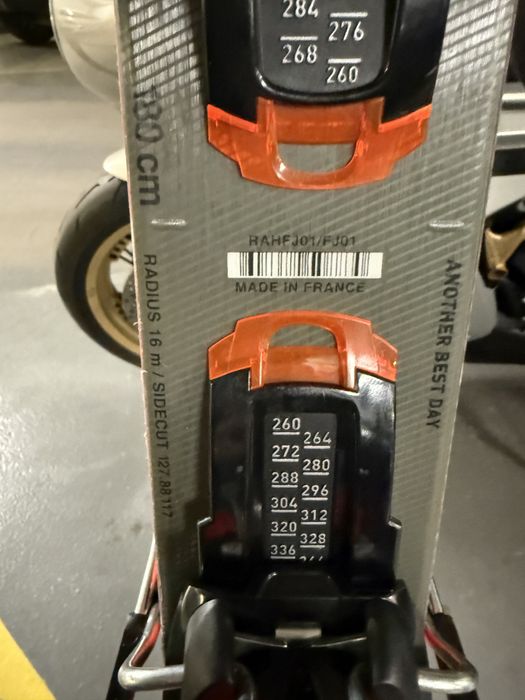 Vand Skiuri Rossignol 88 Ti, 180cm, All-mountain