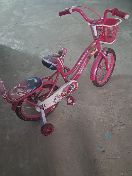 Продам детский велосипед на девочку