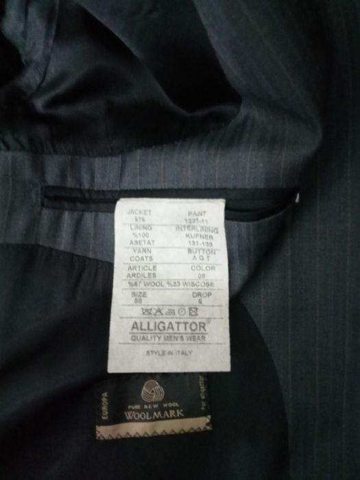 Продам мужской костюм.