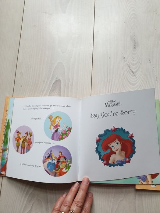 Carte DISNEY pentru copii, in limba engleza