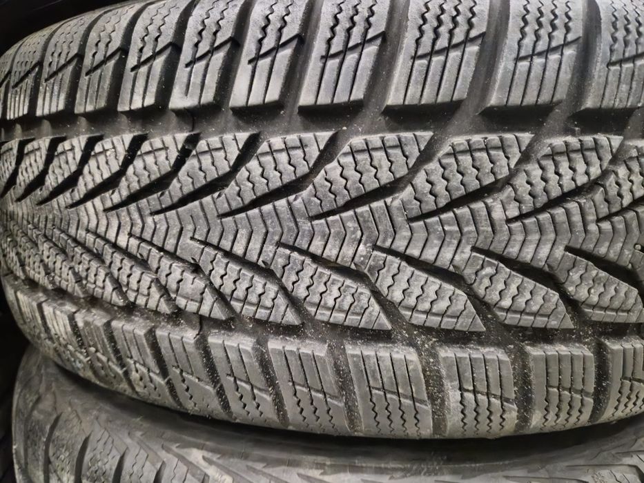 4 anvelope iarna Point S 205 55 16 ca și noi