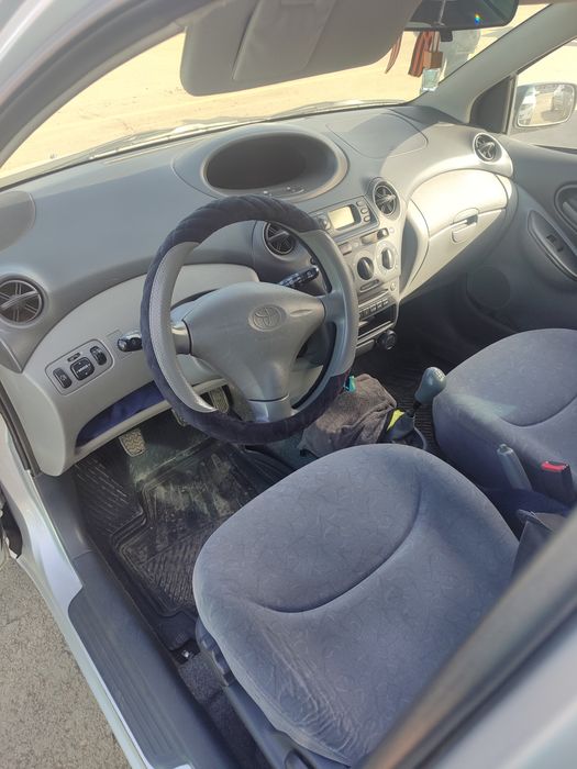 Продам Тойота Ярис 1999г.в.