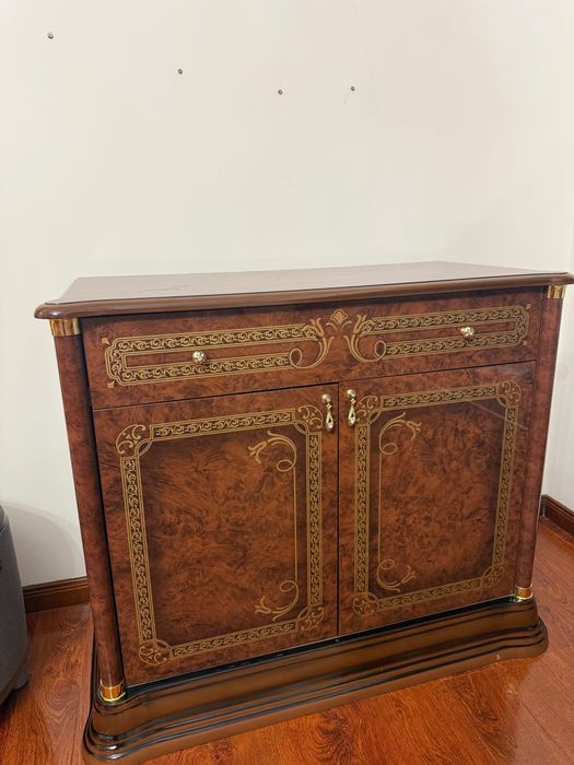 Комод, витрина, тв тумба