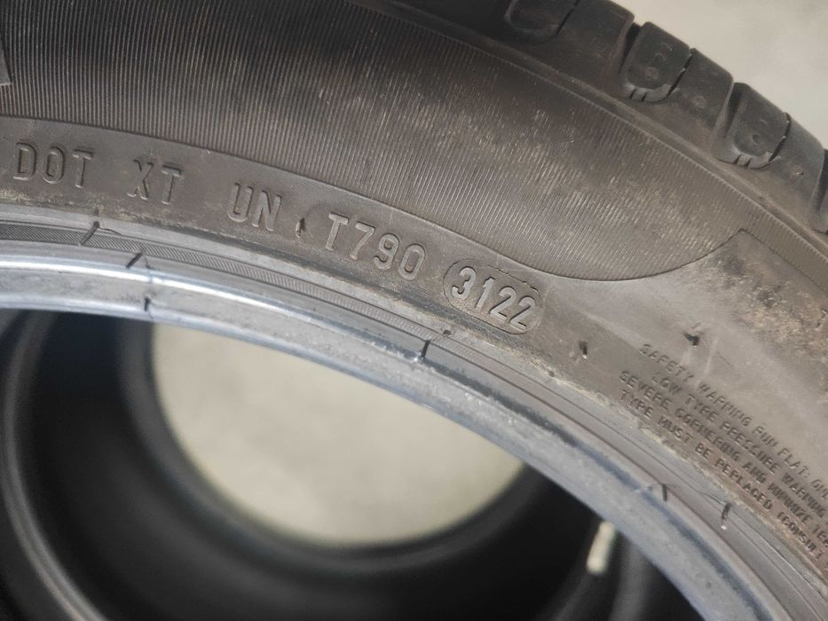 2бр.летни гуми 275/40/18 Pirelli
