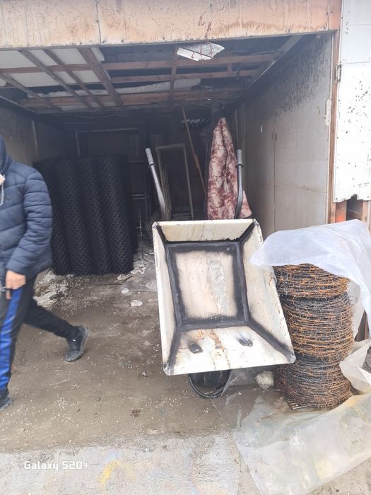 Arava sotamiz baquvat mitali qalin listdan dastafka xam bor