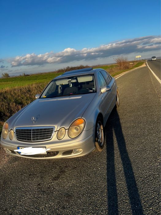 Продавам E class w211 2.7 177hp
