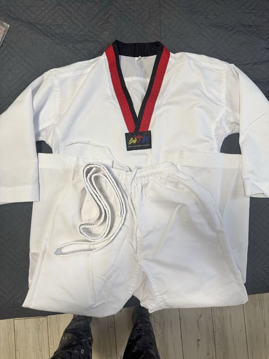 Кимоно  спортивная одежда