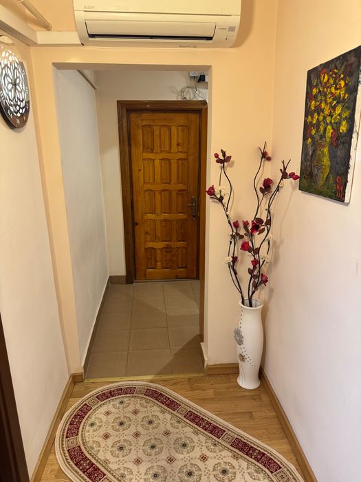 Apartament , 3 camere , etajul 3/4 , Târgu Cărbunești , Gorj