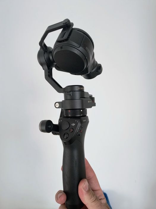DJI Zenmuse X5 Micro 4/3 (fără obiectiv) – Stare excelentă / Compatibilă Inspire 1 / Matrice