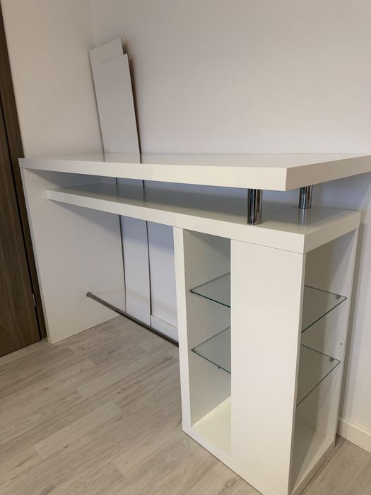 Bar facut la comanda, alb L:l:h = 157 55 111