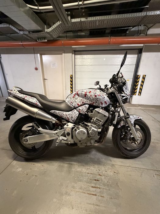 Honda hotnet 900