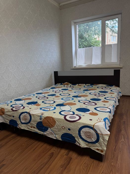 Продам кровать 1.8х2м