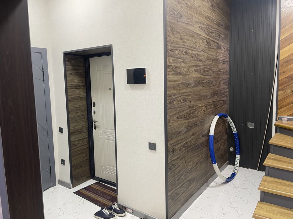 Продается дуплекс квартира (не монсарда) напротив Экобазар