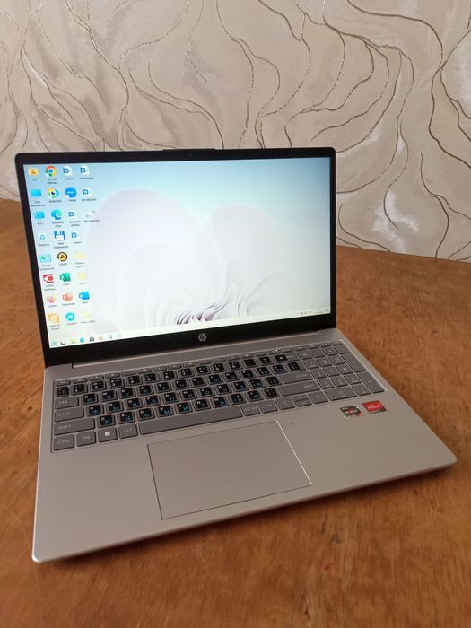 Ноутбук hp AMD Ryzen 5 / 8GB / 512GB SSD — отличное состояние