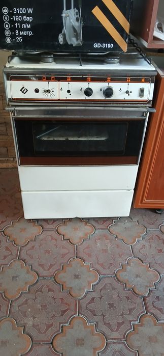 Газплита Гефест сотилади
