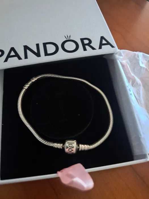 Оригинална Гривна Pandora