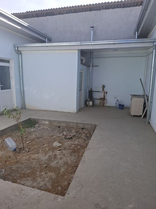 Ховли арендага яшаш ёки под цех хам берилади