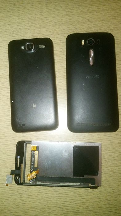 Мобильный телефон б/у