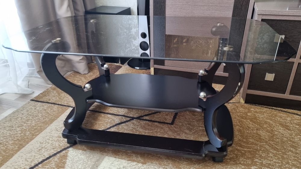 Журнальный столик