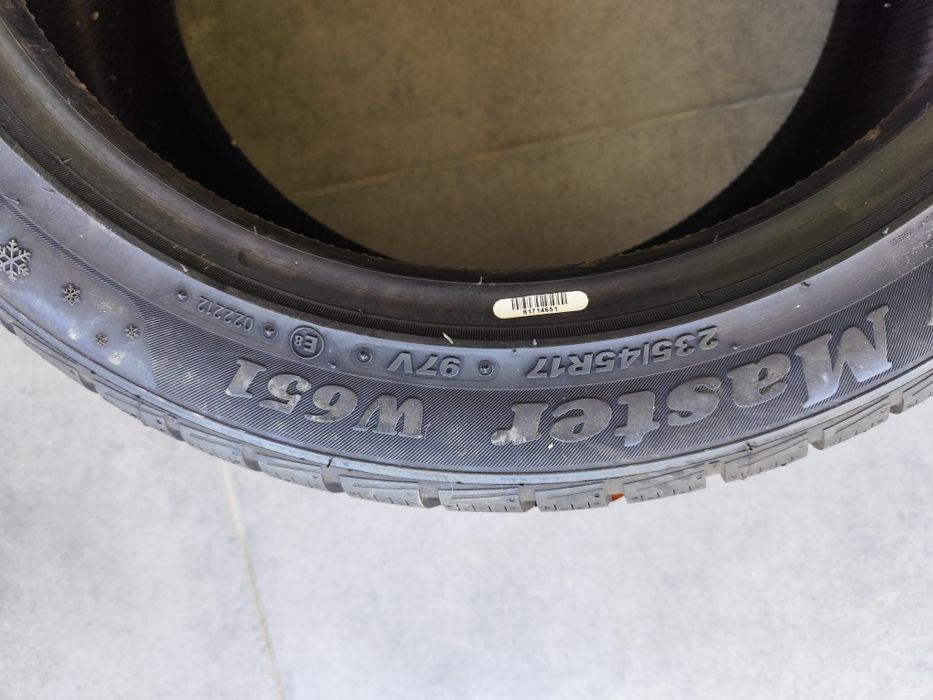 Vînd anvelopă de iarnă marca Petlas