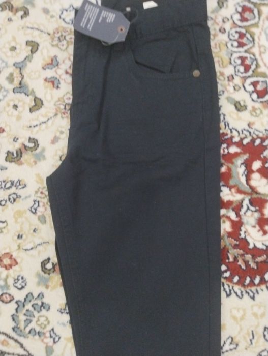 Школьный брюки 152 размер