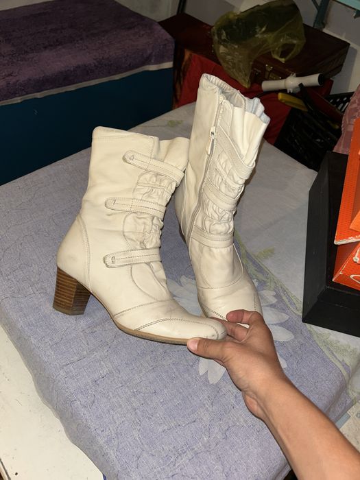 Сапожки  женские