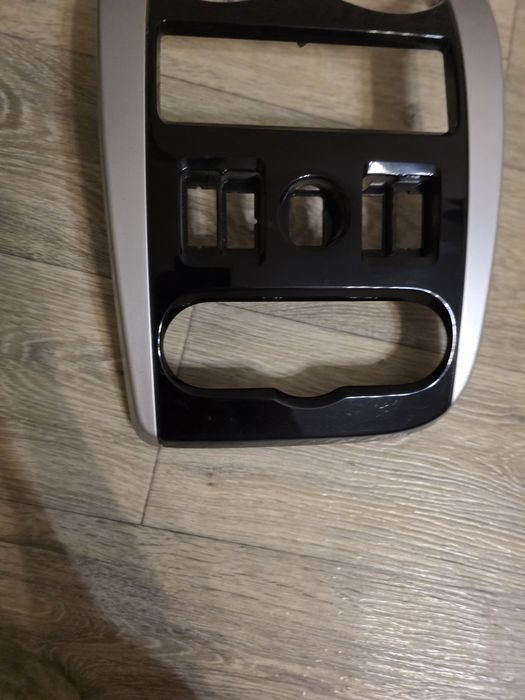 Рамка Лада Ларгус