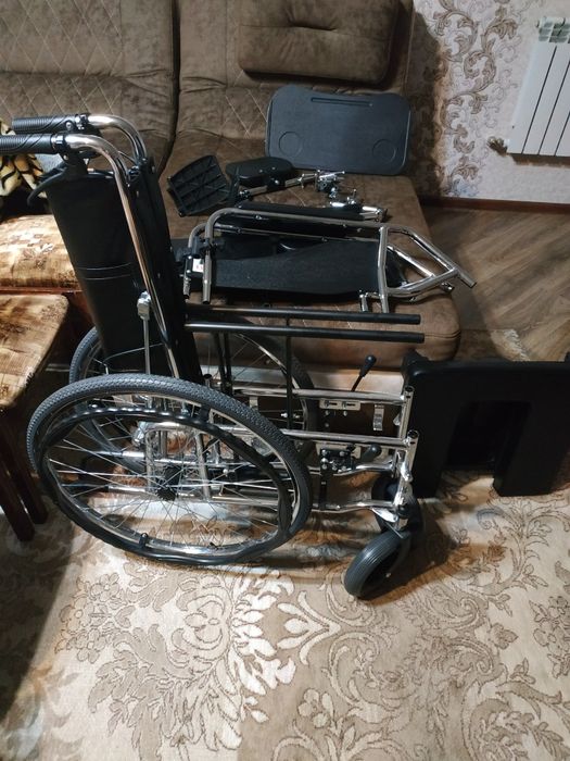 Инвалидная коляска