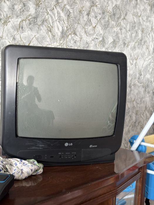 телевизор за 3000