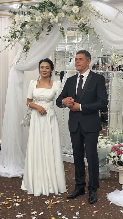 Продаю свадебное платье