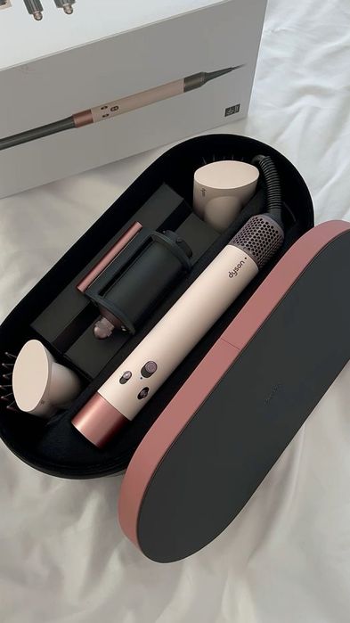 Dyson идеальный подарок