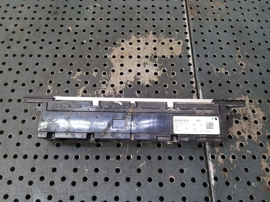 Butoane touch esp avarii incalzire parbriz luneta audi a6 c8 4k 4k0925301b